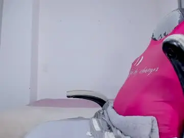 Live Sex with xtalianahotx - Chaturbate