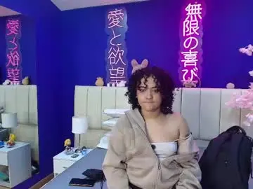 Adult Webcams with _sarahrose - Chaturbate