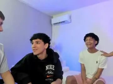 Live Sex Cam with handsomeboys19 - Chaturbate