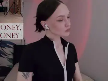 Nude Webcam with sirenaswhisper - Chaturbate