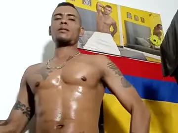Free Porn Cam with lucascastrohot - Chaturbate
