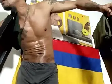 Live Sex Cam with lucascastrohot - Chaturbate