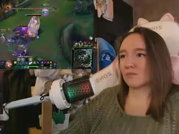 Watch Live Sex Cams with moonlish_siren - Chaturbate