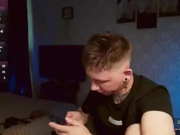 Live Porn with emveeboy96 - Chaturbate