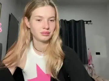 Watch Live Sex Cams with pussymoneywet - Chaturbate