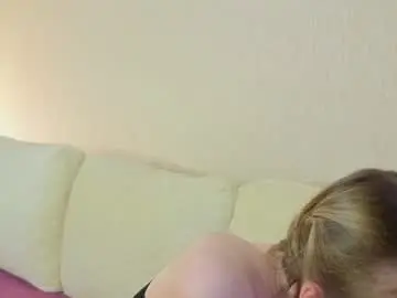 Live Porn with tashinapetitto - Chaturbate