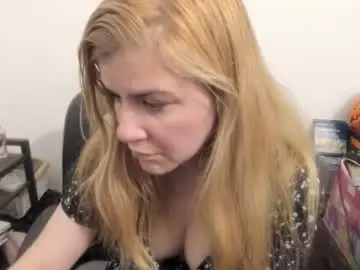 Sex Chat with artsyandcraftsy_ - Chaturbate