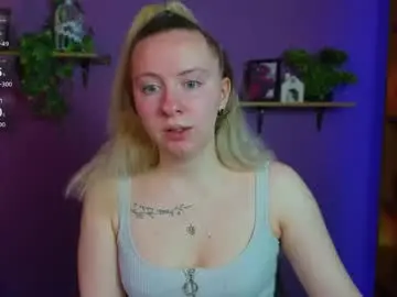 Sex Cam with vaiolet_lovely - Chaturbate