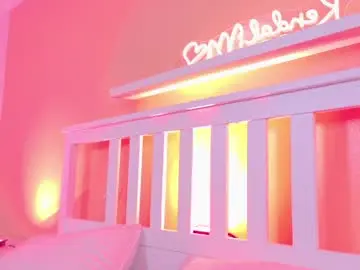 Sex Cam with kendalmilleer - Chaturbate