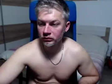 Live Sex with robbyshawz - Chaturbate