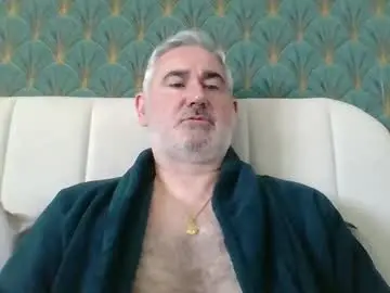 Adult Webcam with sexy_italiandaddy - Chaturbate