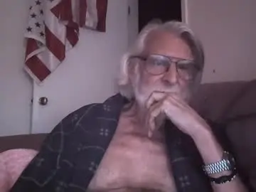 Live Porn with alphauniform - Chaturbate