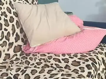 Best live sex cam show with misspolefire - Chaturbate