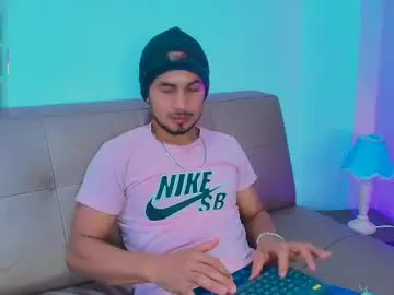 Live Sex with valentinos_ - Chaturbate