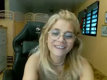 Free Live Porn with francelune - Chaturbate