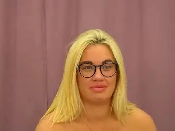 Watch Live Sex Cams with marianeumann - Chaturbate