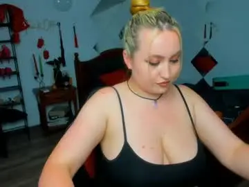 Sex Chat with thenaughtygf - Chaturbate