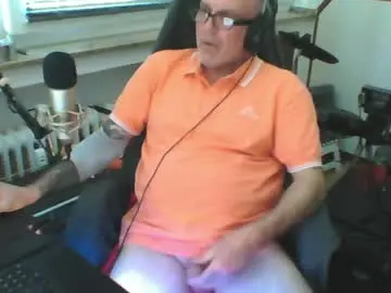 Sex Chat with luckyfreak1 - Chaturbate