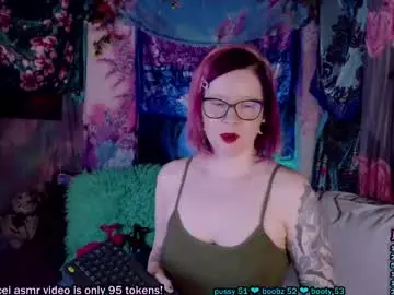 Live Sex Cam with thewolfmaam - Chaturbate