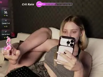 Private Sex Chat with fluffy_cloude - Chaturbate