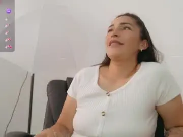 Live Sex with luna_lgomez - Chaturbate