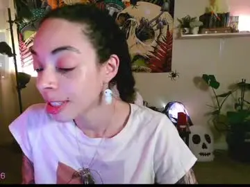 Sex Chat with gunzinrose - Chaturbate