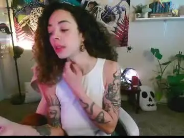 Sex Cam with gunzinrose - Chaturbate