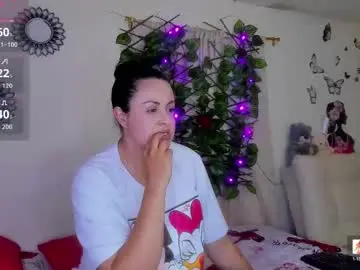 Live Sex Cam with juli_castillo1 - Chaturbate