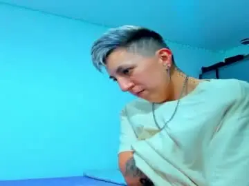 Nude Webcam with boy_trans - Chaturbate