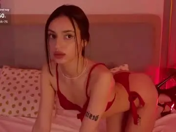 Best live sex cam show with adoracortes - Chaturbate