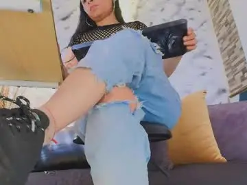 Adult Video Chat with sophie_littles - Chaturbate
