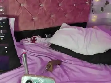 Watch Live Sex Cams with aylamarttinez - Chaturbate