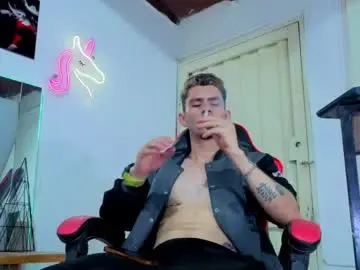 Sex Cam with i_am_kelvis_ - Chaturbate