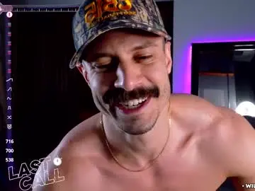 Free Live Porn with willyumx - Chaturbate