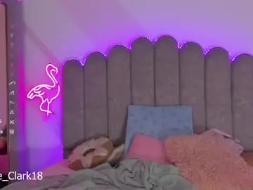 Live Sex Cam with evie_clark_ - Chaturbate