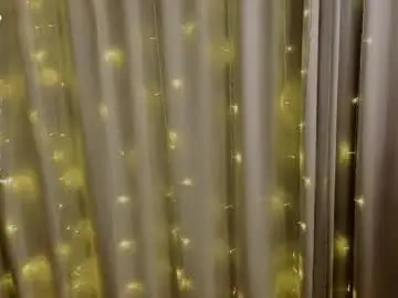 Watch Live Sex Cams with tiny_lilyy - Chaturbate