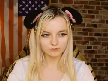 Live Sex Cam with angelabunny_ - Chaturbate