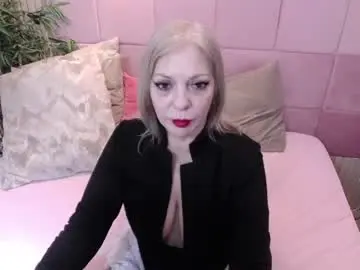Live Sex Cam with meamandax - Chaturbate