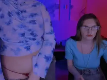 Watch Live Sex Cams with nikol_kitt - Chaturbate