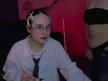 Free Porn Cam with nikol_kitt - Chaturbate