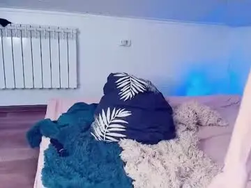 Best live sex cam show with meowroslava - Chaturbate