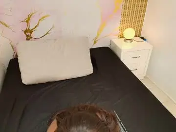 Adult Video Chat with paulinekosh - Chaturbate