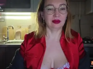 Live Sex Cam with lyboff72 - Chaturbate