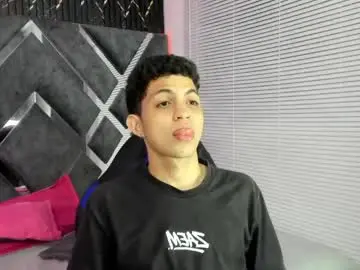 Nude Webcam with cameron_lux4 - Chaturbate