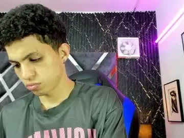Adult Webcams with cameron_lux4 - Chaturbate
