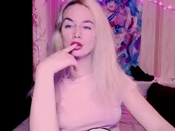Live Sex Cam with carinfox - Chaturbate