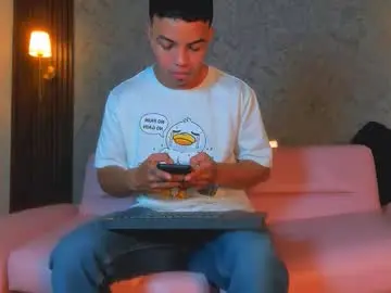 Adult Webcam with christopherivera - Chaturbate