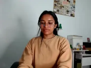 Nude Webcam with alia054 - Chaturbate