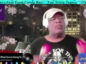 Live Sex Cam with scifidiscoguy - Chaturbate