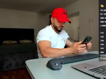 Live Sex Cam with supermanboyxxl - Chaturbate
